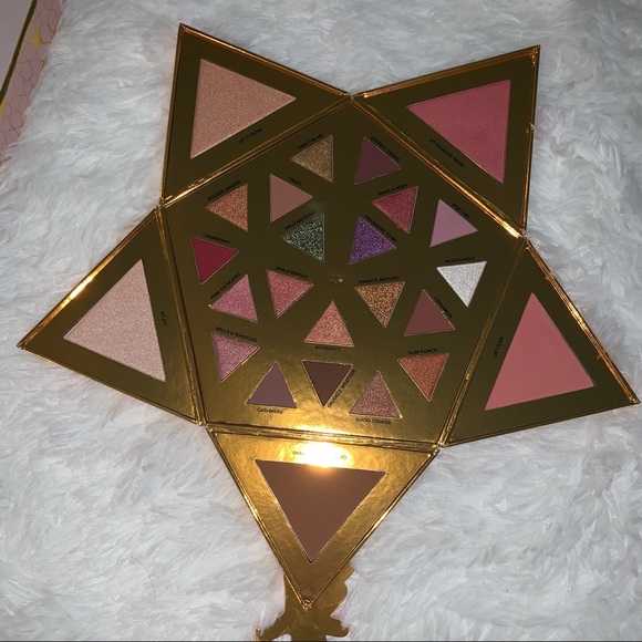 too faced NIB christmas star face palette - Picture 4 of 5